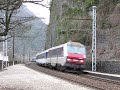 BB 26048 et train de nuit � Saint Rambert en Bugey
