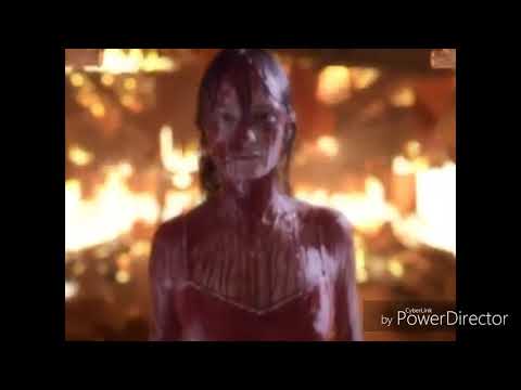 Carrie 2002 vs 2013 : Cena do Baile