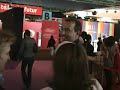 jean marc morandini arrive au salon de la tv a paris.