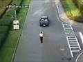 el auto que se divide en 2