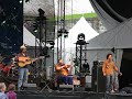 Genticorum sings \"Pinson et Cendrouille\" at the Festival d\ Genticorum sings \"Pinson et Cendrouille\" at the Festival d\