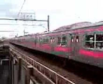 205系舞浜駅入線