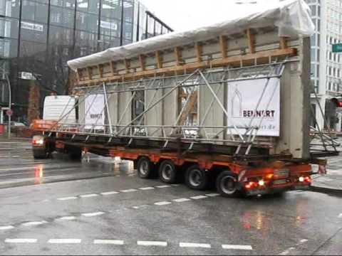 LTM 1250 hebt historische Fassade 2/2