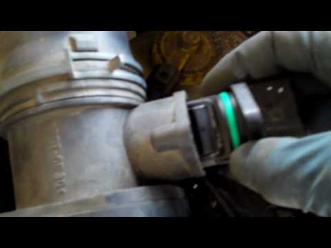 How to fix the MAF Mass Air Flow Sensor on a Volkswagon Jetta