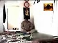 در شهر مقدس قم، مردی به تازگی ظهور نموده و اظهار میدارد که پیامبر آخرالزمان بوده و علاوه بر پدری تمامی مردم روی زمین، بر همهء علوم نیز احاطه دارد.در این ویدئو گفتگوی این مرد و یکی از پیروانش را می بینید.