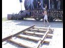 un petit reportage sur la r�sidence de la compagnie zic zazou � sourdon (petit village de la somme) en pleine r�p�tition de leur spectacle-concert 