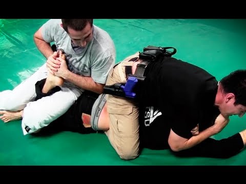 Entrenamiento de arresto policial