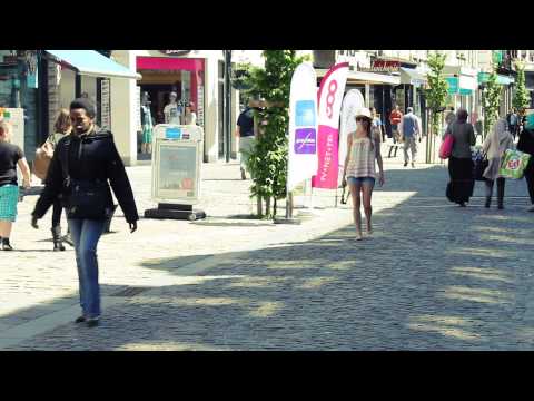 derniko2006 - ENFIN! LA vidéo promo de la garden party 2013 de Verviers, LA fête à ne pas manquer le 21 juin prochain!!! www.the-gardenparty.be https://www.facebook.com/Ga...
