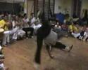 portes ouvertes du 4 au 9 f�vrier 2008.
jeu entre prof jilo (danemark) et formado thiago (senzala de santos)
un avant-go�t du festival les 16, 17 et 18 mai 2008 � saint etienne!
www.senzalasaintetienne.com