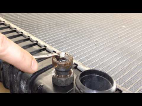 Ford Quick Tips: #5 Ford Explorer Transmission Cooler Lines Without Special Tool