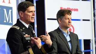 Útok na Rakku začne brzo, americký generál tajně navštívil syrské a kurdské milice