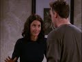 FRIENDS en espa�ol: Cuando se entera Joey...