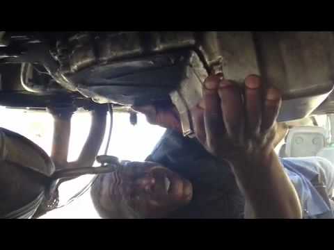 98 Saab 900s 2.3L Oil Pan Gasket Replacement