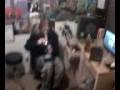 videos de A bong rip coming out of the bowl