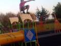 videos de Kid jumps twenty feet to his death