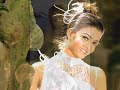 aishwarya rai pics on desert rose song