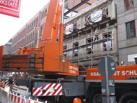 LTM 1250 hebt historische Fassade 1/2