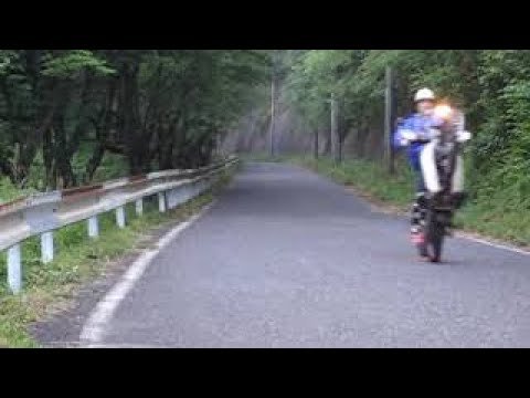 スーパーカブでウィリー