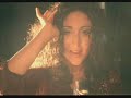 lynda thalie, �crit, compose, chante, bouge et charme avec un style qui lui est propre. qu�b�coise d'origine alg�rienne, elle respire l'exotisme, l'authenticit� et la sensualit�, puisant � m�me ses racines et sa personnalit� toute son unicit�. jeune femme accomplie � la voix distinctive, lynda thalie marie les rythmes modernes d'afrique du nord et du moyen-orient � des rythmes nord-am�ricains. elle d�peint et refl�te avec gr�ce la nouvelle r�alit� qu�b�coise : diversifi�e, riche et ouverte.
