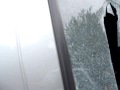 Homem destr�i a van do YoManaHo em Rio Claro / SP