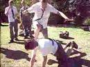 mochilazo-mochilaso-throwing-a-purse-blooper-daddy-yankee.html