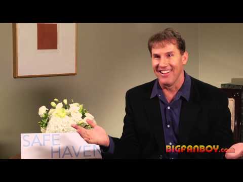 Nicholas Sparks (8 mins)