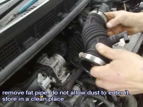 How to change NIssan Note  Spark Plugs