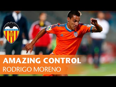 Valencia CF: Regla 17 - Espectacular control de Rodrigo