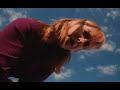 cynthia-crushes-mans