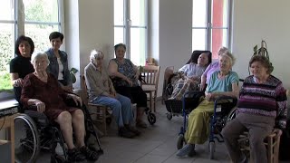 V Domově seniorů opět zazněly písně Karla Gotta