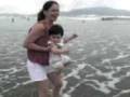 videos de Elvis na praia