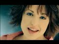 reprise pour mon ange...merveilleuse chanson représenté à l'eurovison ( elle aurait du gagner!)voici les paroles :Puisqu'il faut dire, puisqu'il faut parler de soiPuisque ton cœur ne brûle plus comme autrefoisMême si l'amour, je crois, ne se dit pasMais puisqu'il faut parler alors écoute-moiMais je n'ai que mon âmePour te parler de moiOh juste mon âmeMon âme et ma voixSi fragiles flammesAu bout de mes doigtsDérisoires armesPour parler de moiMême si tu dis que je fais partie de toiQue notre histoire nous suivra pas à pasJe sais tellement que l'amour a ses loisS'il faut le sauver alors écoute-moiMais je n'ai que mon âmePour te parler de moiOh juste mon âmeMon âme et ma voixEt mon corps qui s'enflammeAu son de ta voixJe ne suis qu'une femmeQui t'aime tout basMais que Dieu me damneSi j'oublie ma voieQue la vie me condamneSi tu n'es plus ma loiEt s'éteint cette flammeQui brûle pour toiJe n'ai que mon âmePour parler de moiJe n'ai que mon âmePour parler de moi