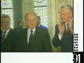 8 декабря 1991 года главы 3 республик — Белоруссия, Россия и Украина — на встрече в Беловежской пуще (Белоруссия) констатировали, что СССР прекращает своё существование, объявили о невозможности образования ССГ и подписали Соглашение о создании Содружества Независимых Государств (СНГ).