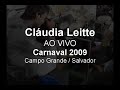 CLÁUDIA LEITTE SAINDO DO CAMARIM DO TRIO
