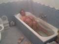 ghafelgiriye pesare javan dar hamam