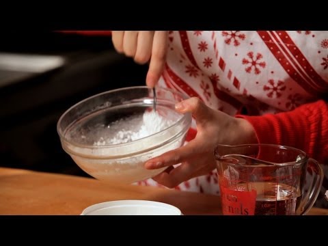 How to Make Royal Icing | Christmas Cookies