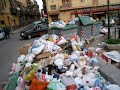 I rifiuti assediano Palermo: chiuse le scuole