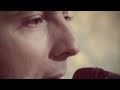 Comma L'escluso Video and Lyrics