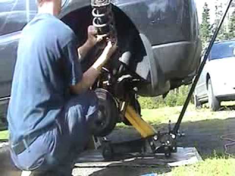 Rear Strut Replacement   2009 Kia Sportage LX Part 1 of 2