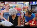 Skjult kamera * Gammel dame falder i s�vn i k�en