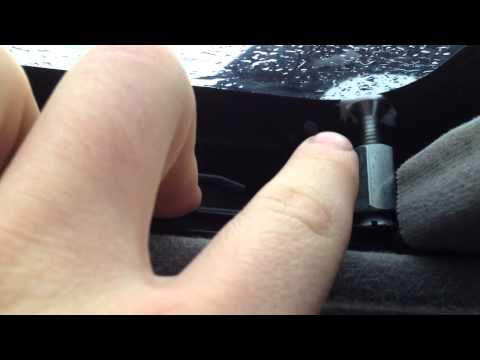 how to fix jeep commander sunroof leak