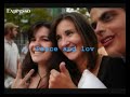 Guerra de almofadas anima Camões Guerra de almofadas anima Camões