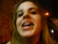 eeen la esquina (H) re piolaa:|