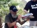 videos de King of Happy Fails To Give Away Money