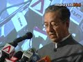 Mahathir continues his attack on Pak Lah