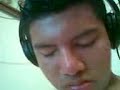 DURMIENDO FRENTE ALA COMPU