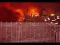bomberos en accion