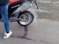 videos de aprillia sx 125 burn out 2