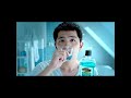 Click here to watch this video 冰藍李斯德林漱口水廣告2012