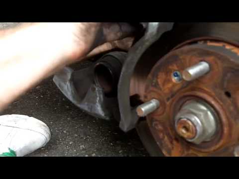 2001 Honda Accord How to Replace Front Brake Pads